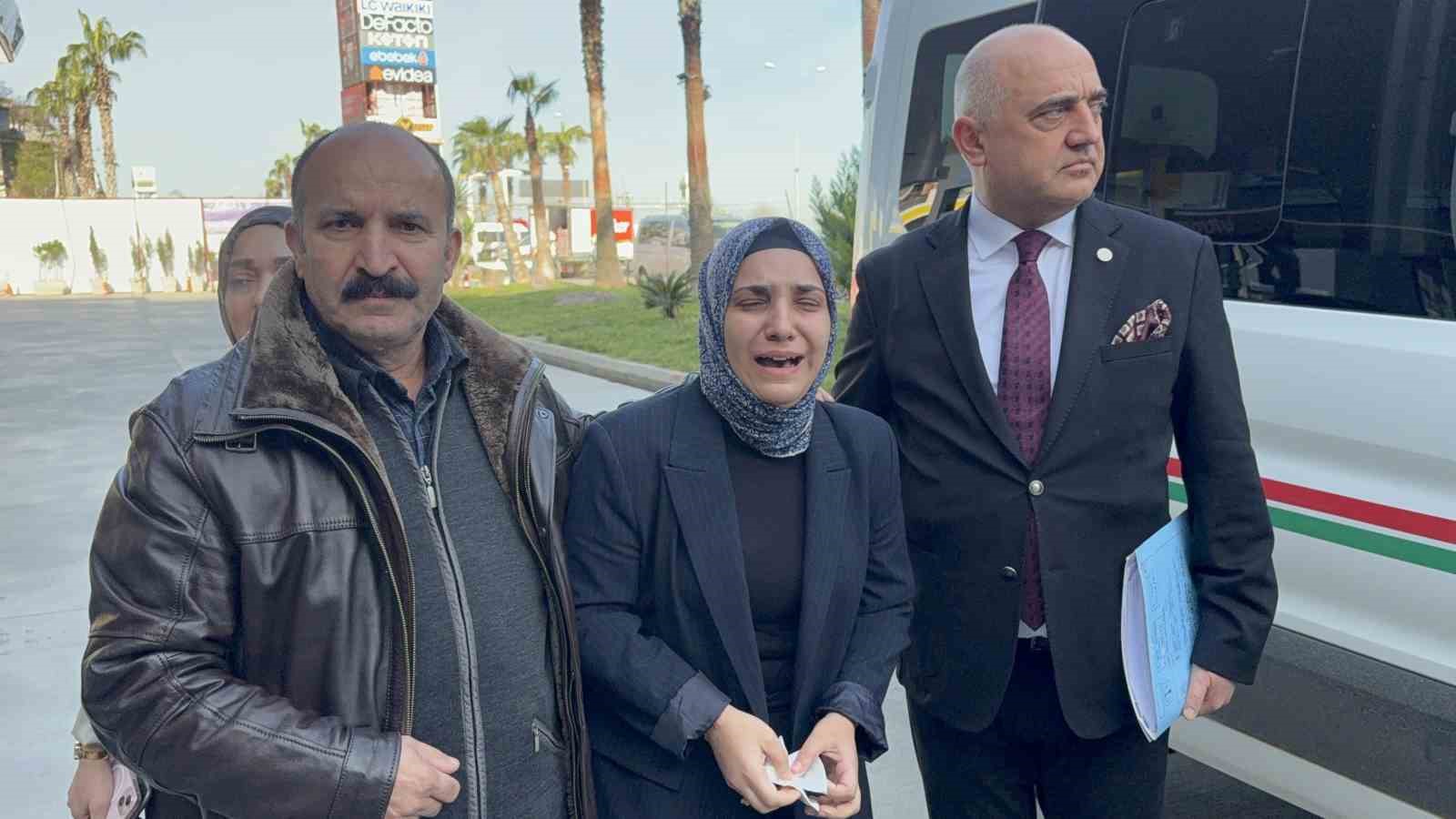 akaryakit istasyonu faciasinda kesif acili anne olay yerine ilk kez geldi gozyaslarina boguldu 0 rYSFSYik