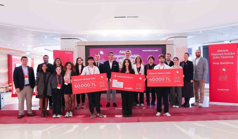 akbank-dusunce-kulubu-ile-gencler-harvard-yaz-okulu-yolunda-L1JYIiZD.jpg