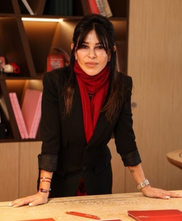 akbank-yonetim-kurulunda-kadin-temsilinde-turkiyenin-oncu-bankalarindan-biri-oldu-ZaG4JaSa.jpg