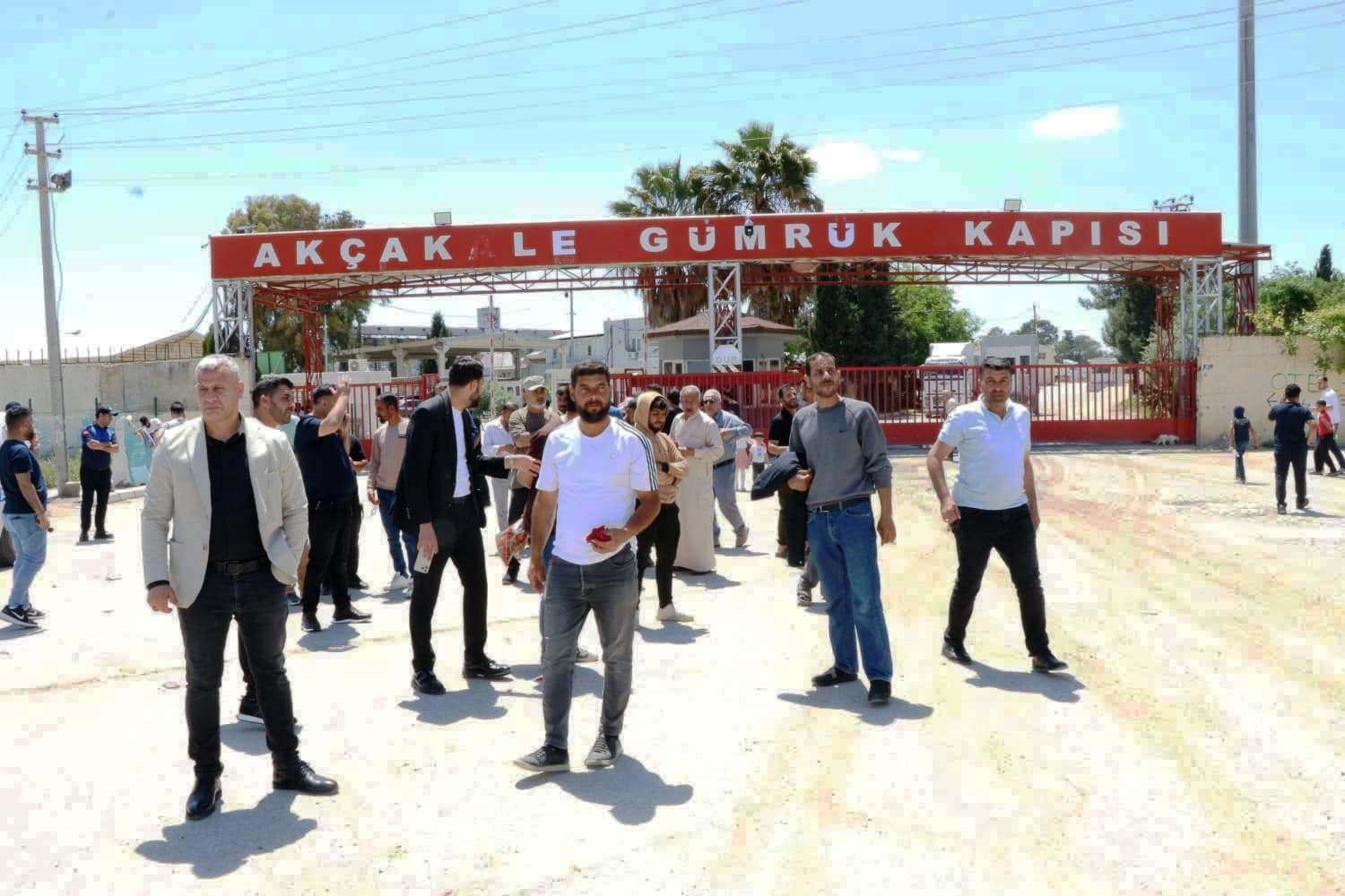 akcakale gumruk kapisi 12 yil sonra sivil gecislere aciliyor 6