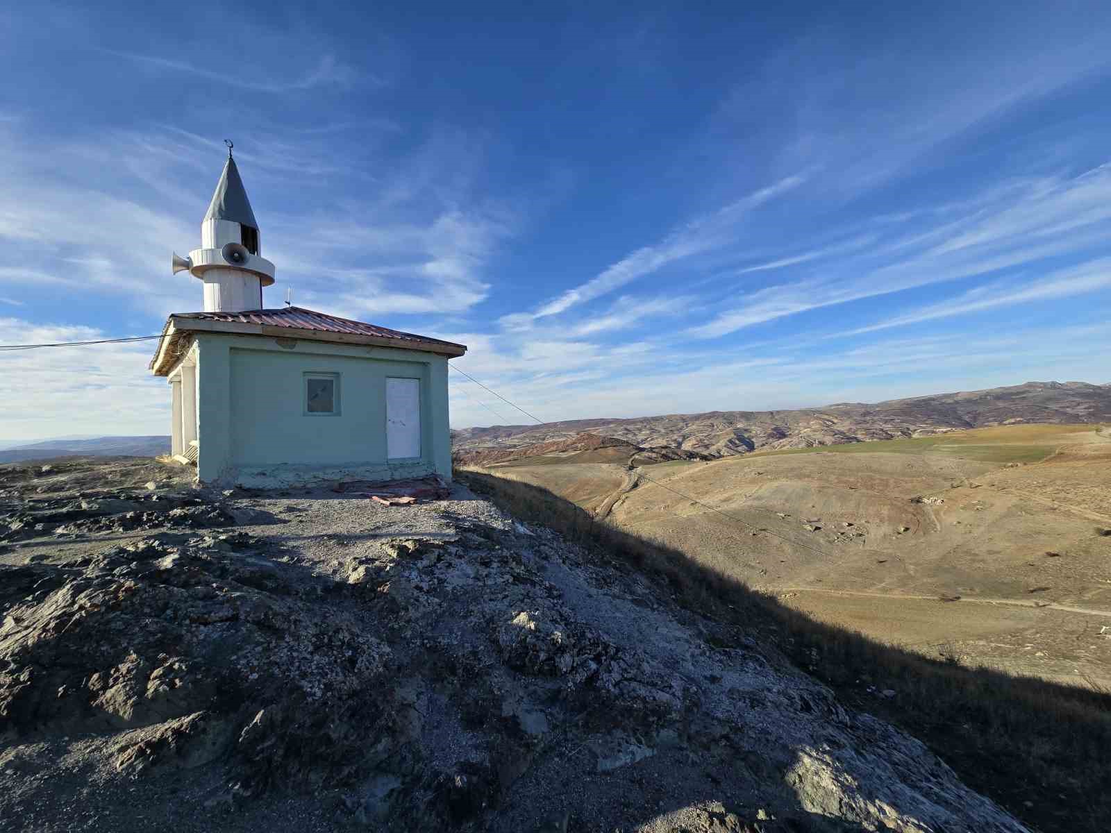 akcakale su kuyusu ve kus bakisi manzarasiyla turist cekiyor 1 f88wZUTb