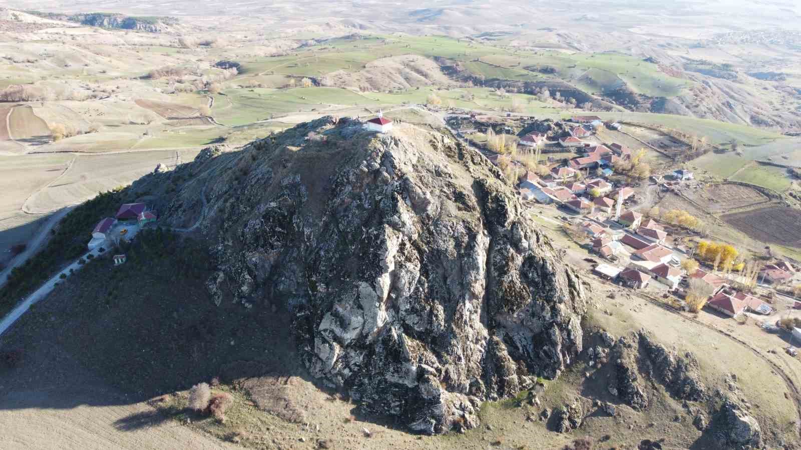 akcakale su kuyusu ve kus bakisi manzarasiyla turist cekiyor 2 kIrrL3XL