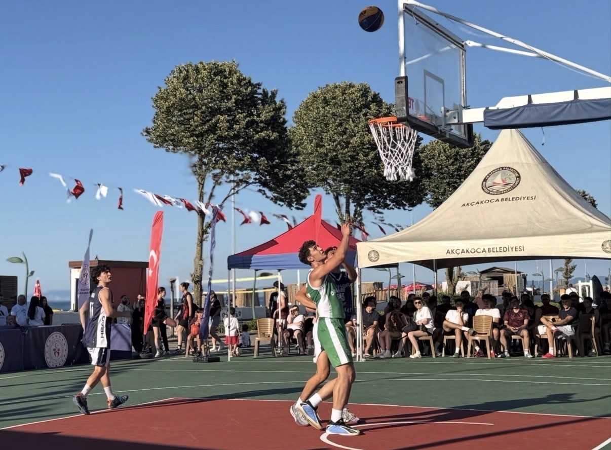 Akçakoca’da 3x3 sokak basketbolu şampiyonları Bolu ve Muğla oldu 6 akcakocada 3x3 sokak basketbolu sampiyonlari bolu ve mugla oldu 2
