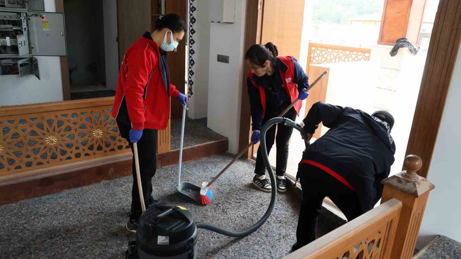 akcaova toki camisinde eksikler gideriliyor ibadete acilis yakin 3