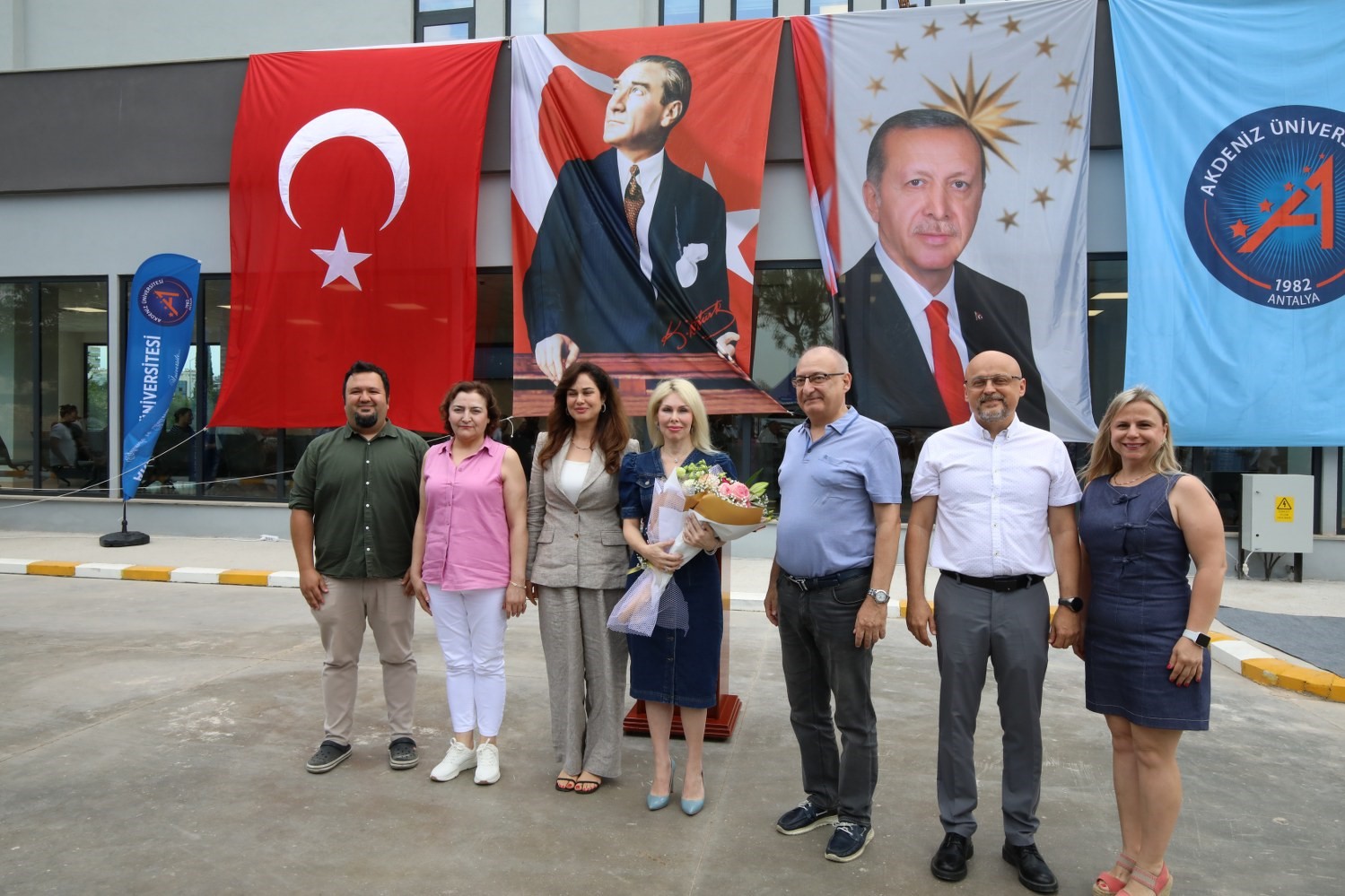 akdeniz universitesi hastanesinde 9 ayda tamamlanan noroloji poliklinigi acildi 6 ibnLRCa5