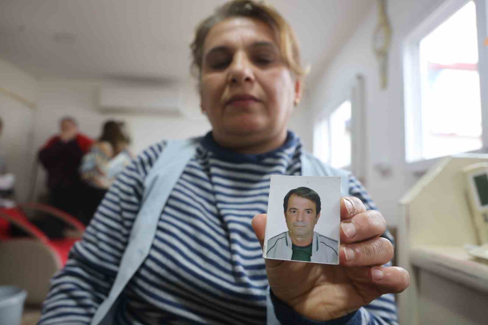 Akdeniz’de kaybolup, Kıbrıs’ta cansız bedeni bulunan balıkçıya, eşinin son sözleri ’güle güle’ oldu 7 akdenizde kaybolup kibrista cansiz bedeni bulunan balikciya esinin son sozleri gule gule oldu 3 vWOKqmlS