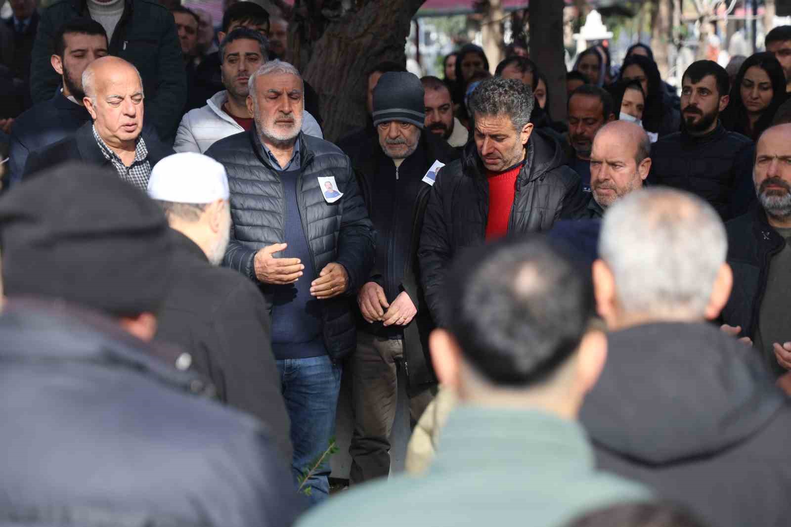 akdenize acilip cansiz bedeni kibrista bulunan balikci memleketinde son yolculuguna ugurlandi 1