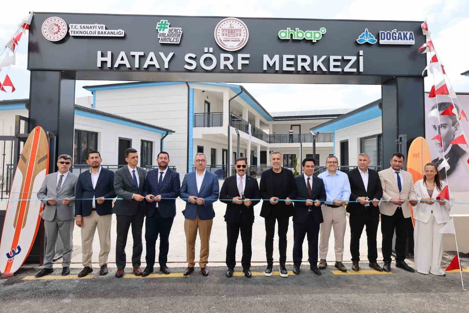 akdenizin hircin dalgalari gelecegin sorfculerini yetistirecek 0 lJ3ILcuZ