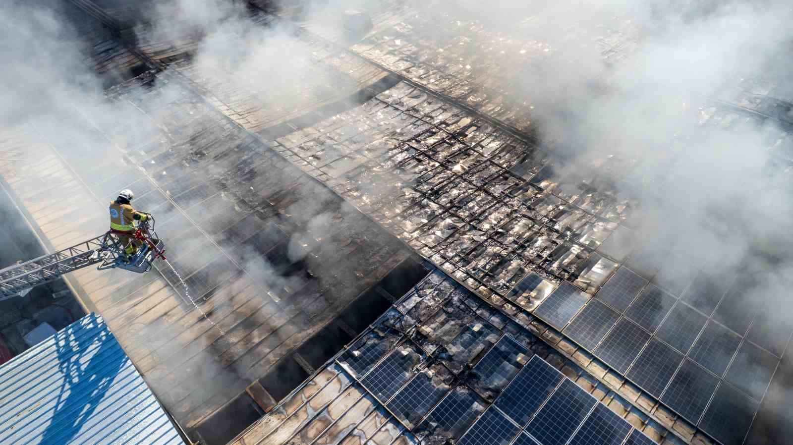 akhisar kaymakami candan fabrika yanginina iliskin aciklama 2 nnyJlMaM