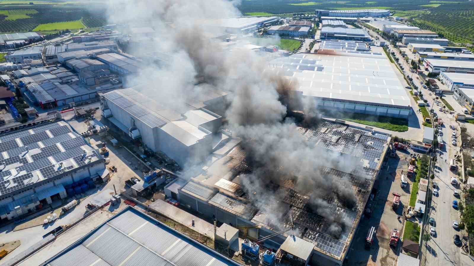 akhisar kaymakami candan fabrika yanginina iliskin aciklama 3 tWjtGGUP