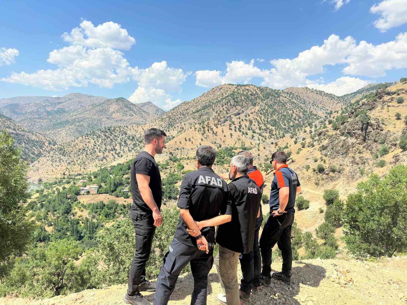 akintiya kapilarak kaybolan sahsi arama calismalari suruyor 6 ZJEEbXze