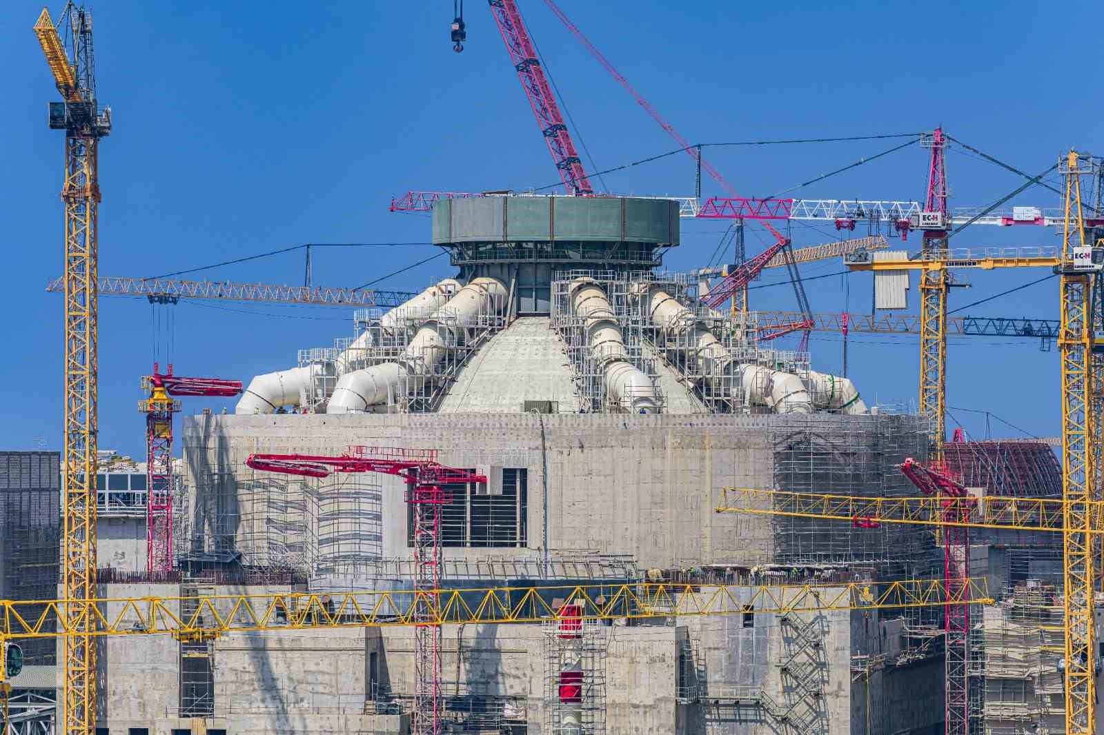 Akkuyu Nükleer Enerji Santrali’nde ilk üniteye temsili nükleer yakıt yüklendi 6 akkuyu nukleer enerji santralinde ilk uniteye temsili nukleer yakit yuklendi 2