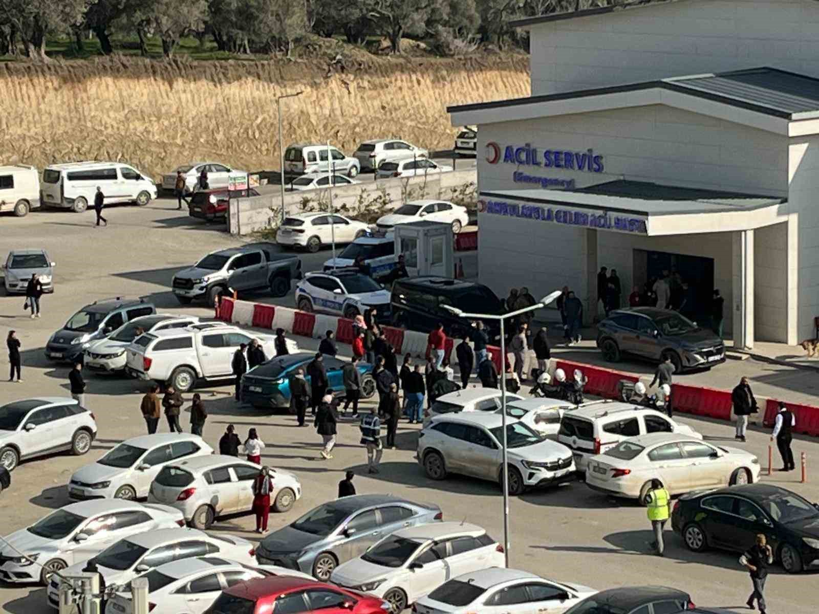 akli dengesi bozuk sahsin canli bombayim demesi uzerine hastanede panik yasandi 7 nhVYuwjI