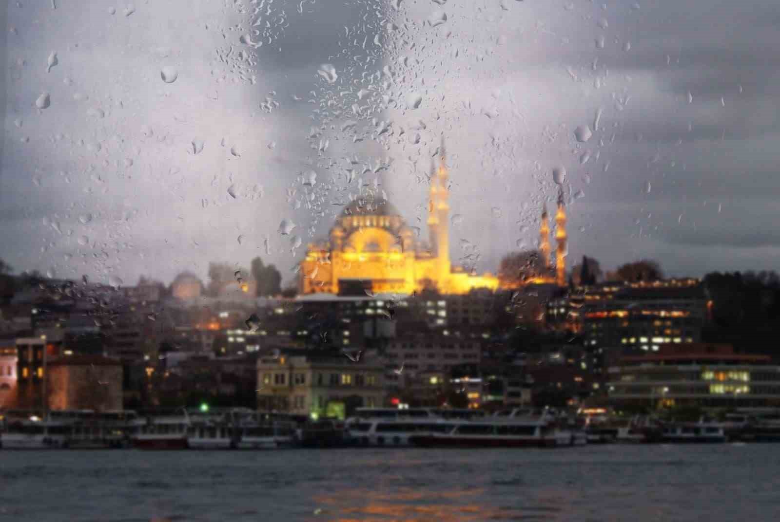 akomdan istanbul icin firtina ve kar yagisi uyarisi 0 mLnhl9mD