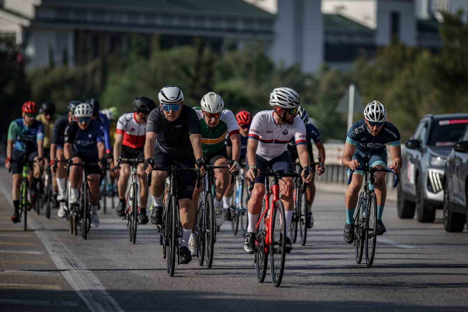akra gran fondo antalyada pedallar yesil gelecek icin donecek 5 FgULleeE