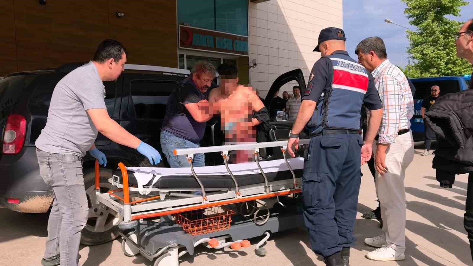 akraba arasi cikan kavga kanli bitti 1 agir yarali 0 pHLUmijF