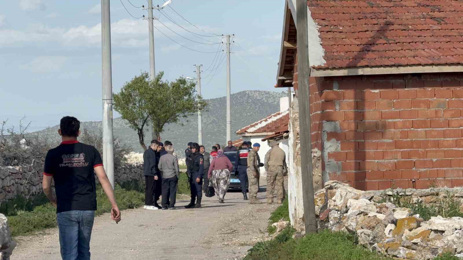 akrabalar arasinda arazi kavgasi kanli bitti 1 olu 2 yarali 4 QPQq11Ty