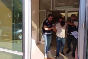 Alevler, ormana sıçramadan söndürüldü 3 thumbnail