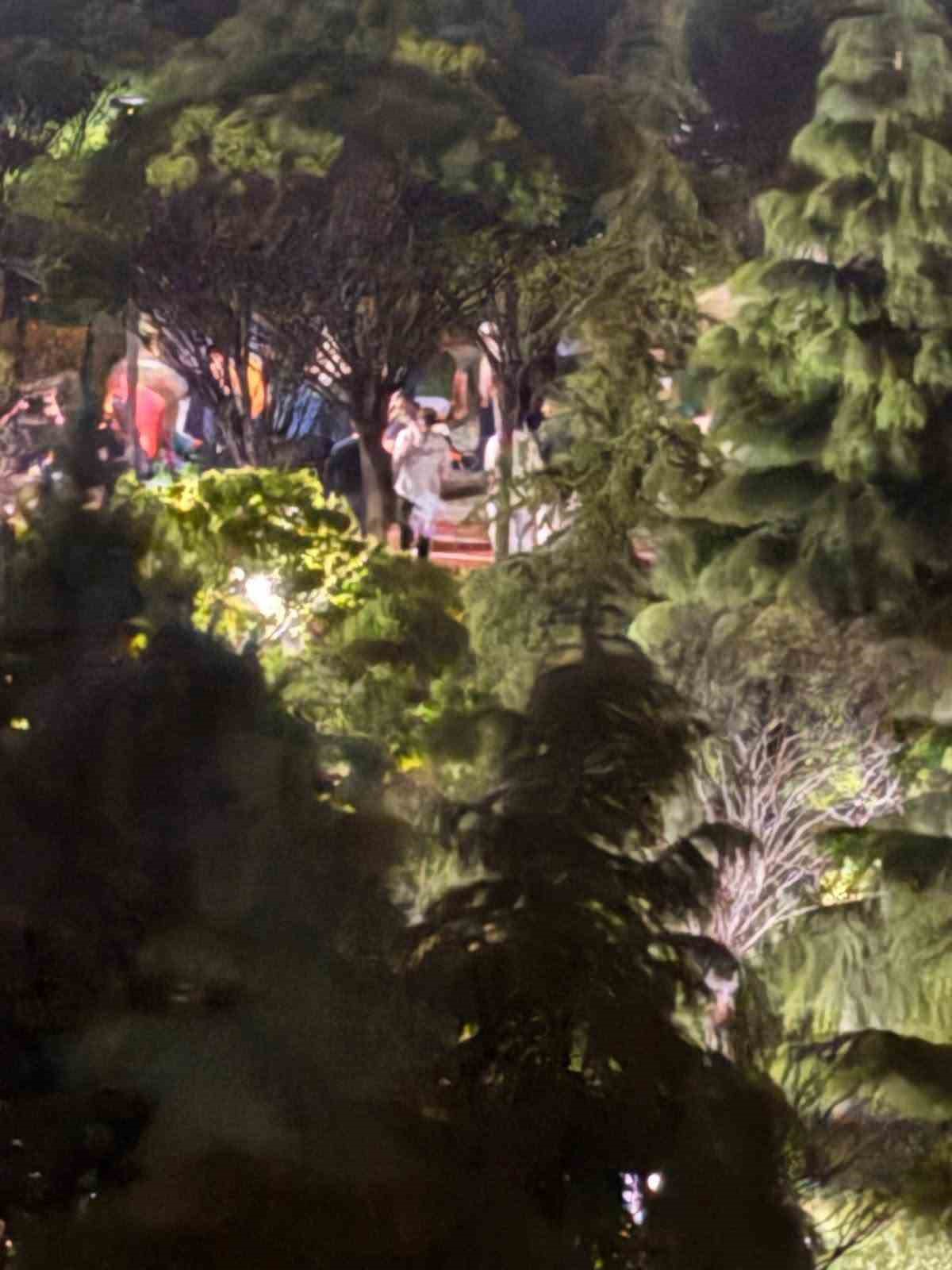 akraninin bicaklayarak oldurdugu 16 yasindaki cocugun babasi feryat etti benim cigerim yaniyor bitmis haldeyim VdIE8Xa6