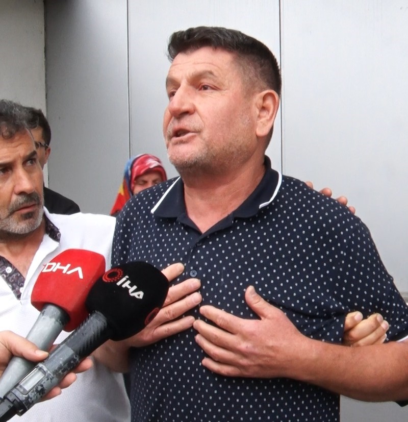 akraninin bicaklayarak oldurdugu 16 yasindaki cocugun babasi feryat etti benim cigerim yaniyor bitmis haldeyim fG9AX5wm
