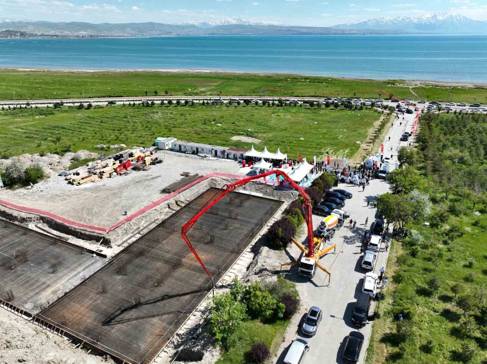 Aksakallar Konseyi Başkanı Binali Yıldırım: "Denizler olmasaydı dünyanın yarısı açlıktan, diğer yarısı da soğuktan etkilenirdi" 6 aksakallar konseyi baskani binali yildirim denizler olmasaydi dunyanin yarisi acliktan diger yarisi da soguktan gOEOcXzL