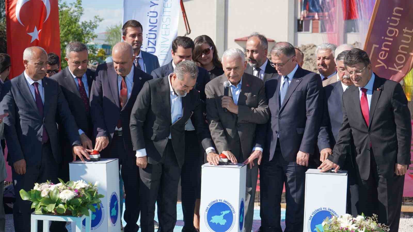 Aksakallar Konseyi Başkanı Binali Yıldırım: "Denizler olmasaydı dünyanın yarısı açlıktan, diğer yarısı da soğuktan etkilenirdi" 12 aksakallar konseyi baskani binali yildirim denizler olmasaydi dunyanin yarisi acliktan diger yarisi da soguktan r9erELzS