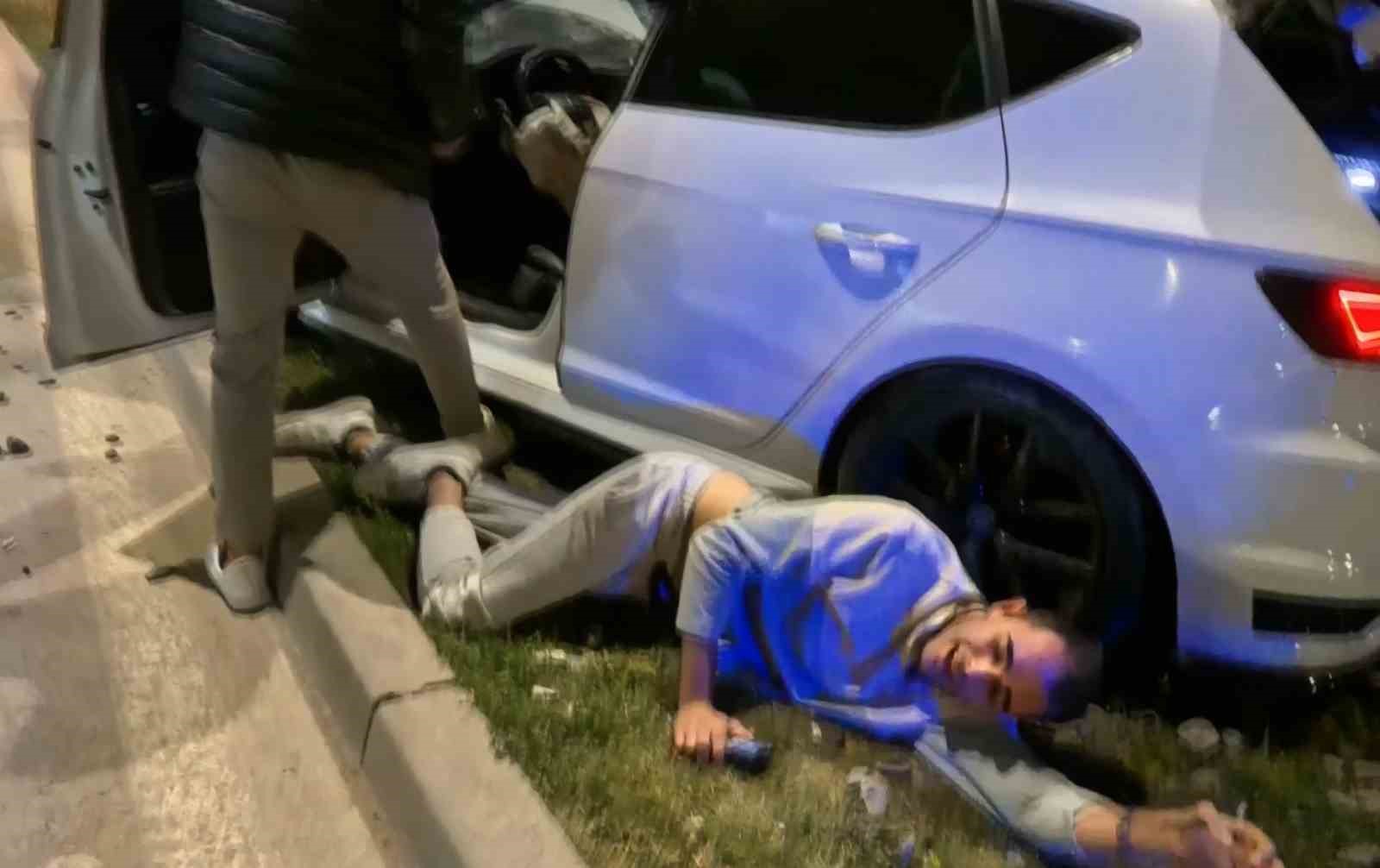 aksaray belediyesinin trafige kapattigi yol kaza meydanina dondu 0 OtBwznsE