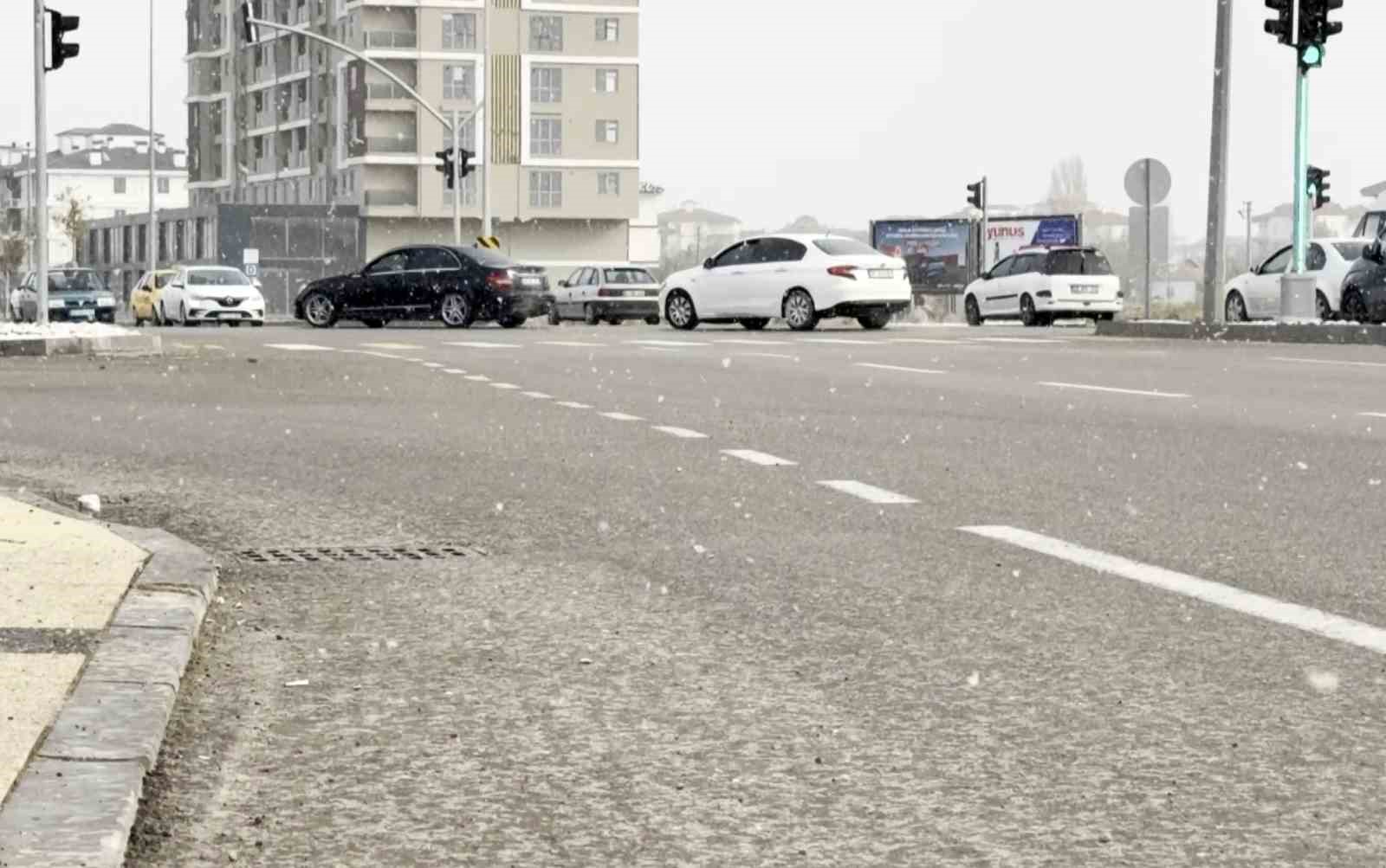 aksaray merkeze mevsimin ilk kari yagdi 1 fPSCVlL9