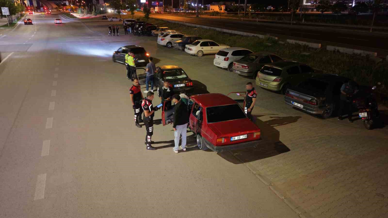 aksaray sokaklarinda sok uyulama 4 iNENQ7p5