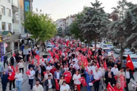 Galata Kulesi’nde 15 Temmuz’a özel Mapping gösterisi 2 thumbnail