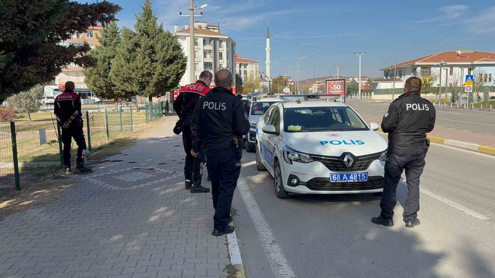 aksarayda 16 yasindaki cocuk parkta bicaklandi 0