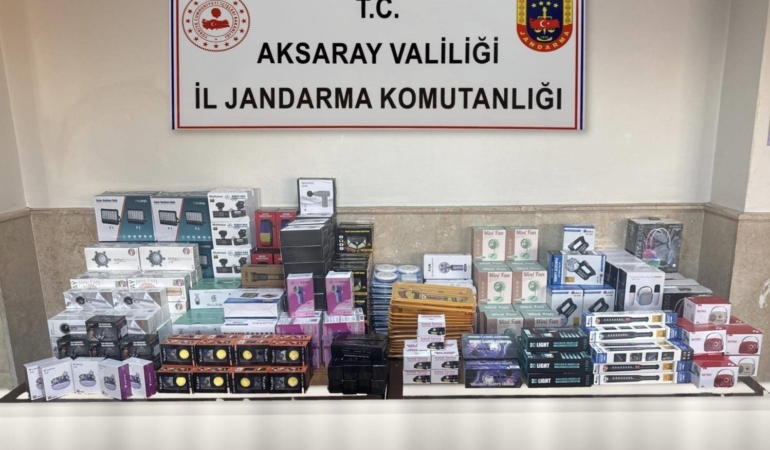 aksarayda-45-milyonluk-kacakcilik-operasyonu-3-gozalti-RFuihrXH.jpg