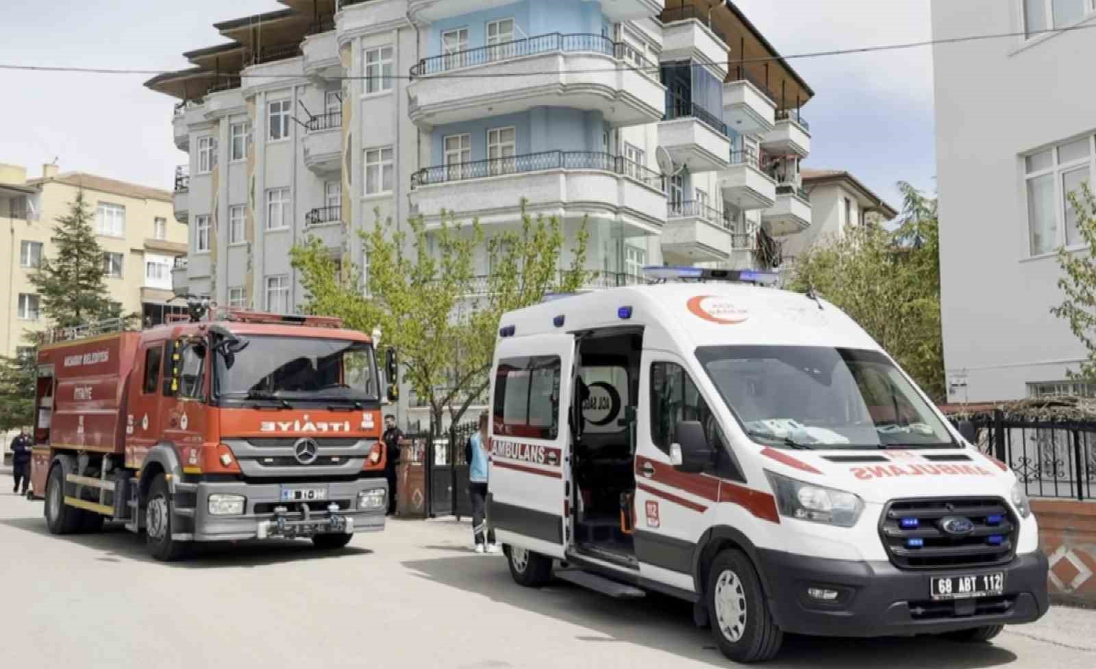 aksarayda 5 katli apartmanda yangin panigi bina tahliye edildi 4 hEbXOthl