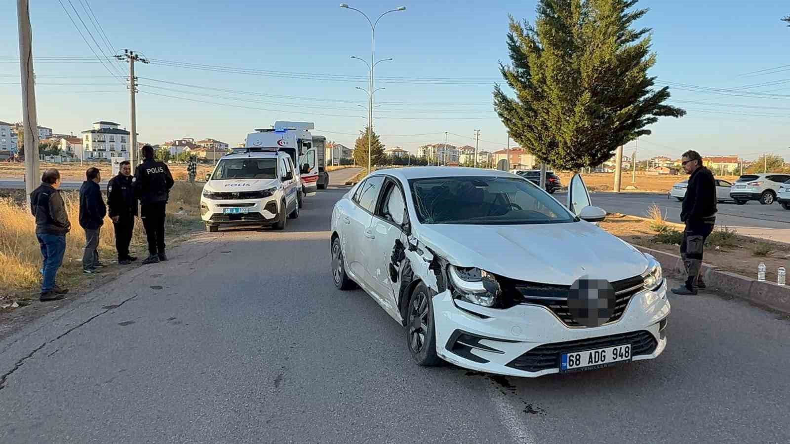 aksarayda araba ile tir carpisti 1 yarali 1 663l3PJh