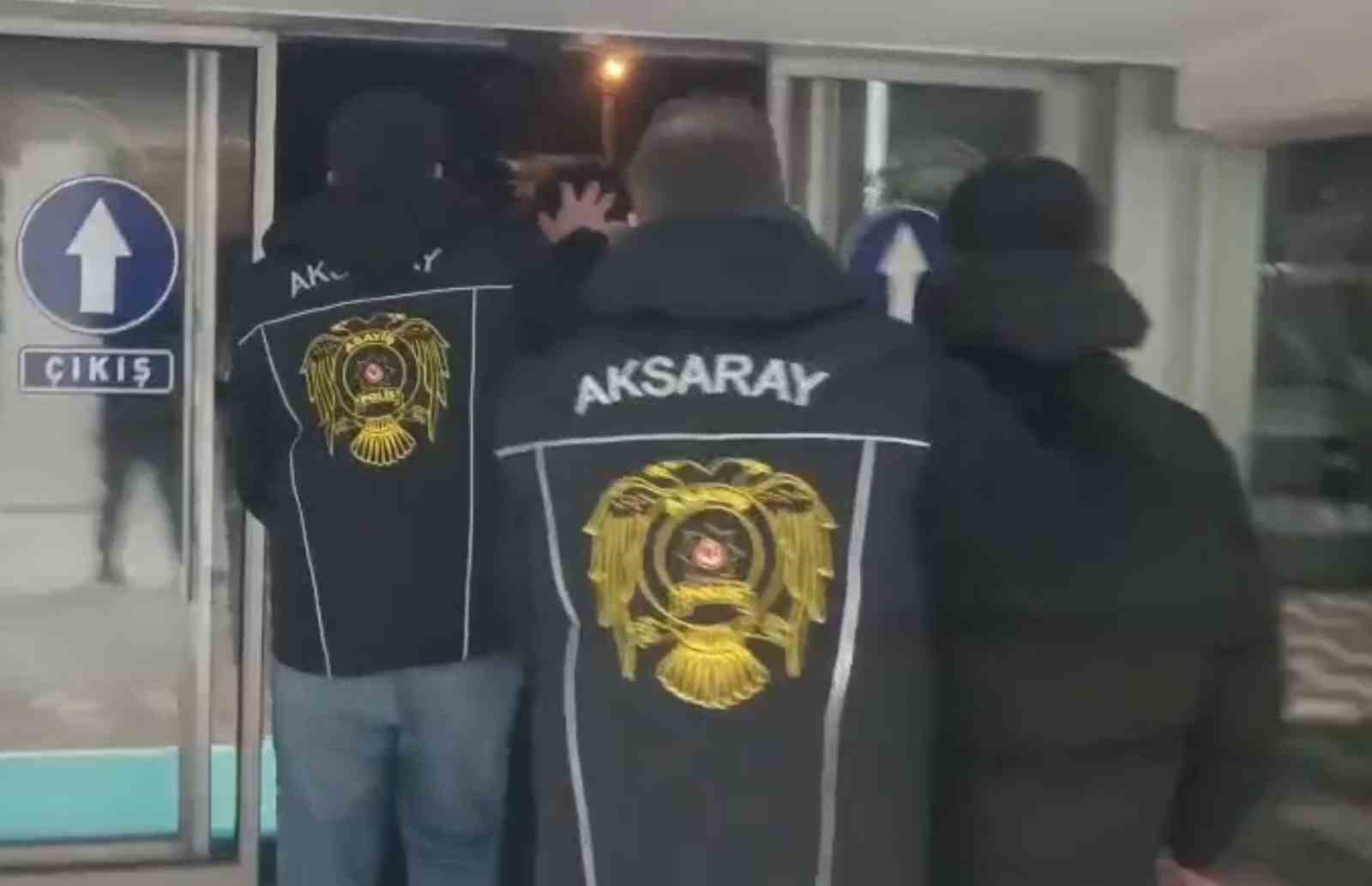 aksarayda bicakci dukkanini soyan 3 supheli yakalandi 0