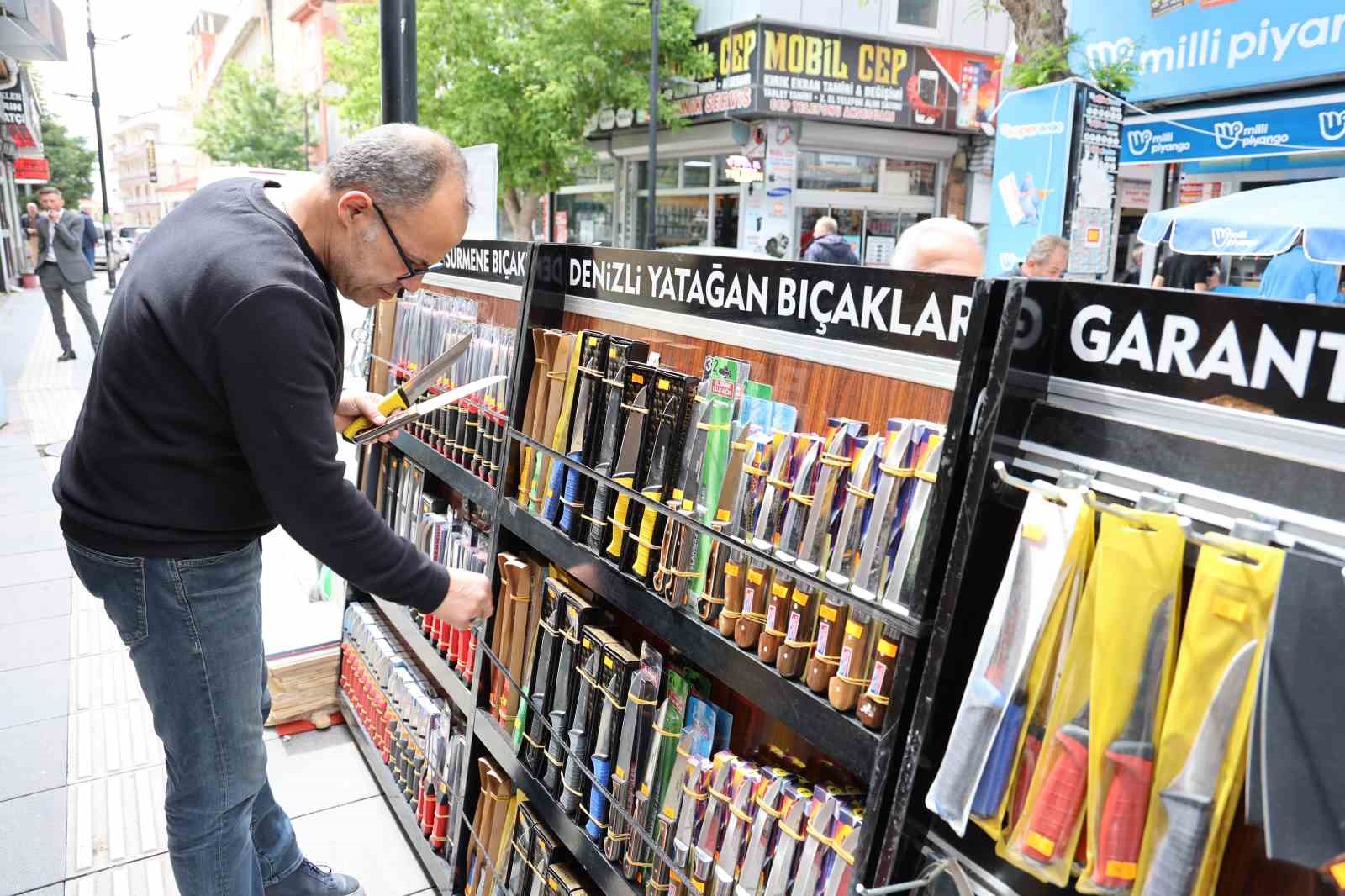 aksarayda bicakcilarin kurban mesaisi 4 hXZk8swJ
