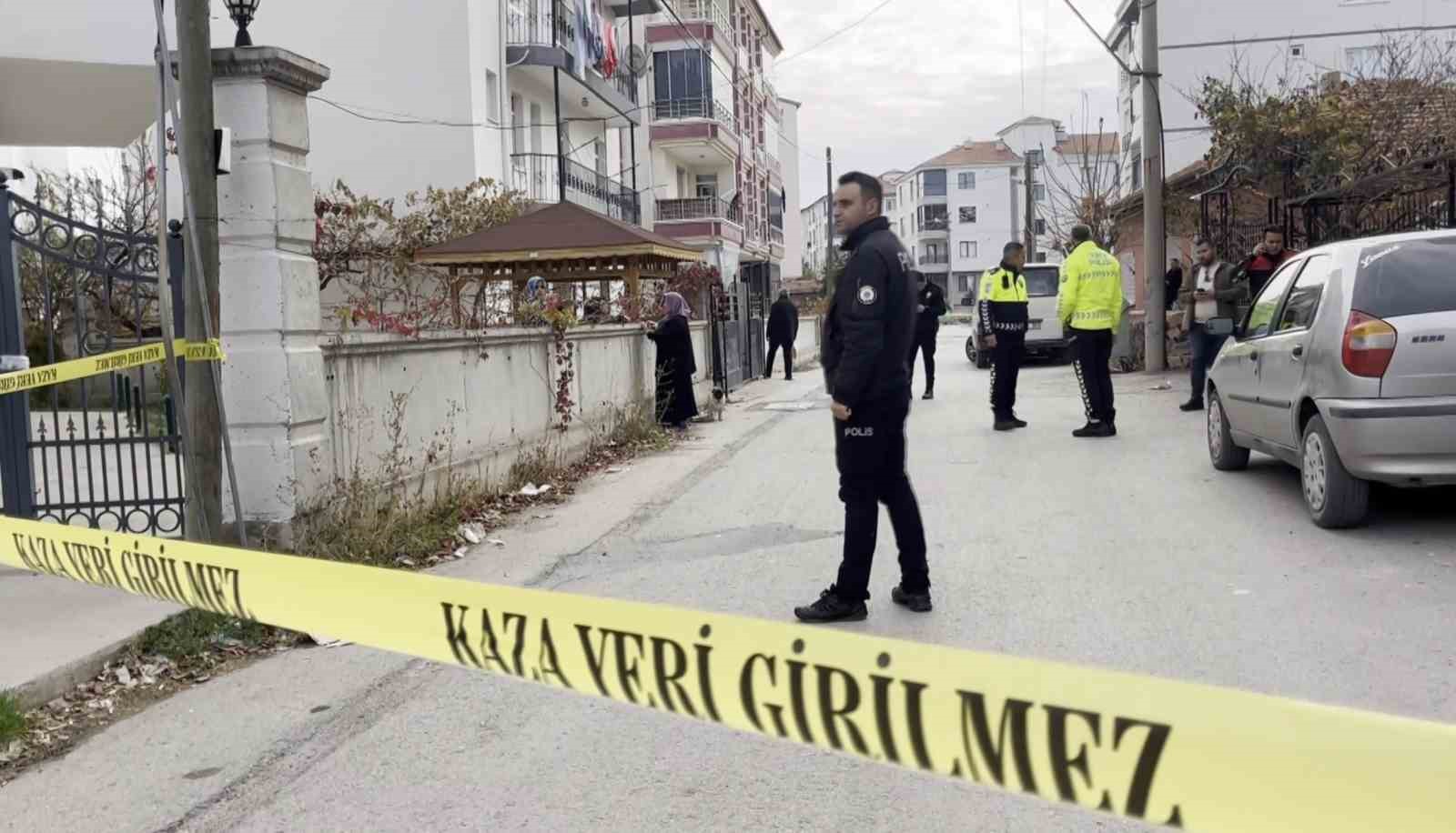 aksarayda bir kayinpeder tartistigi damadini bicakla agir yaraladi 5 mEEpthJK