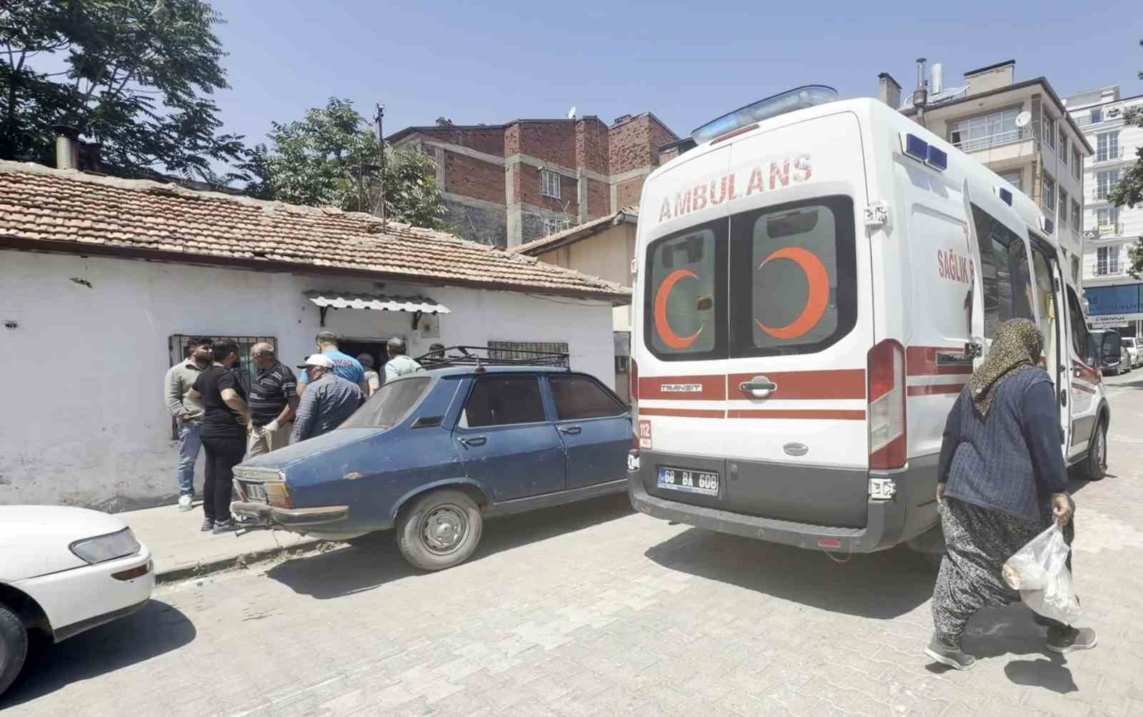 aksarayda bir kisi arkadasi tarafindan evinde olu bulundu 1 CzkBD1fN
