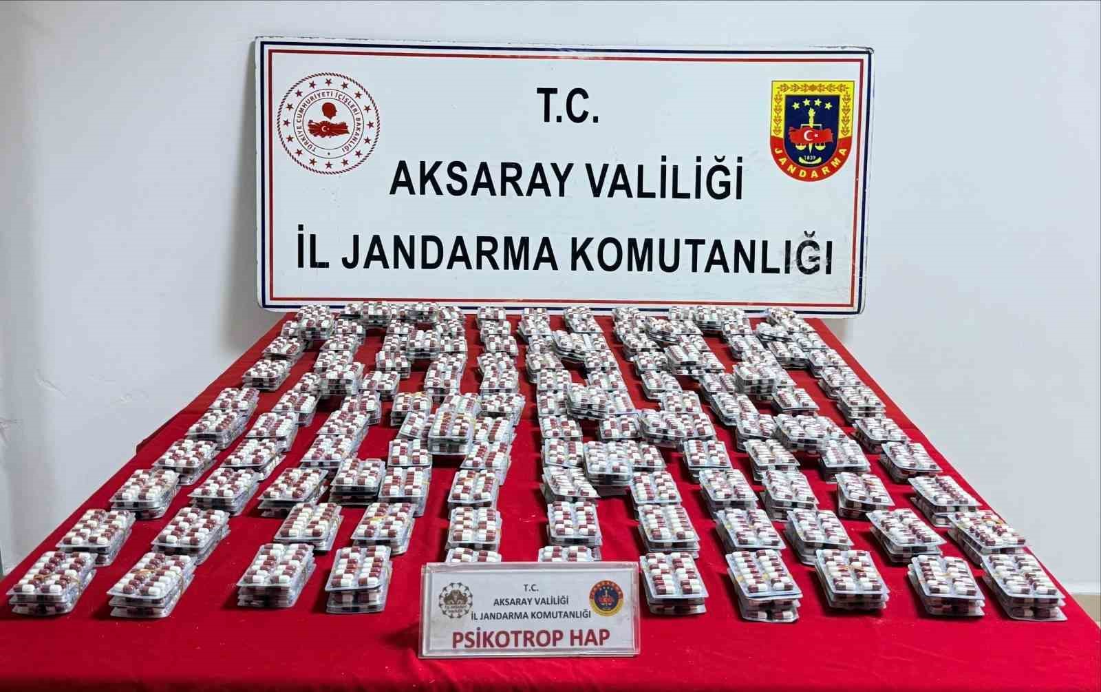 aksarayda cuval icine gizlenmis 11 bin adet uyusturucu hap ele gecirildi 3 tutuklama 3 KAR7r69v