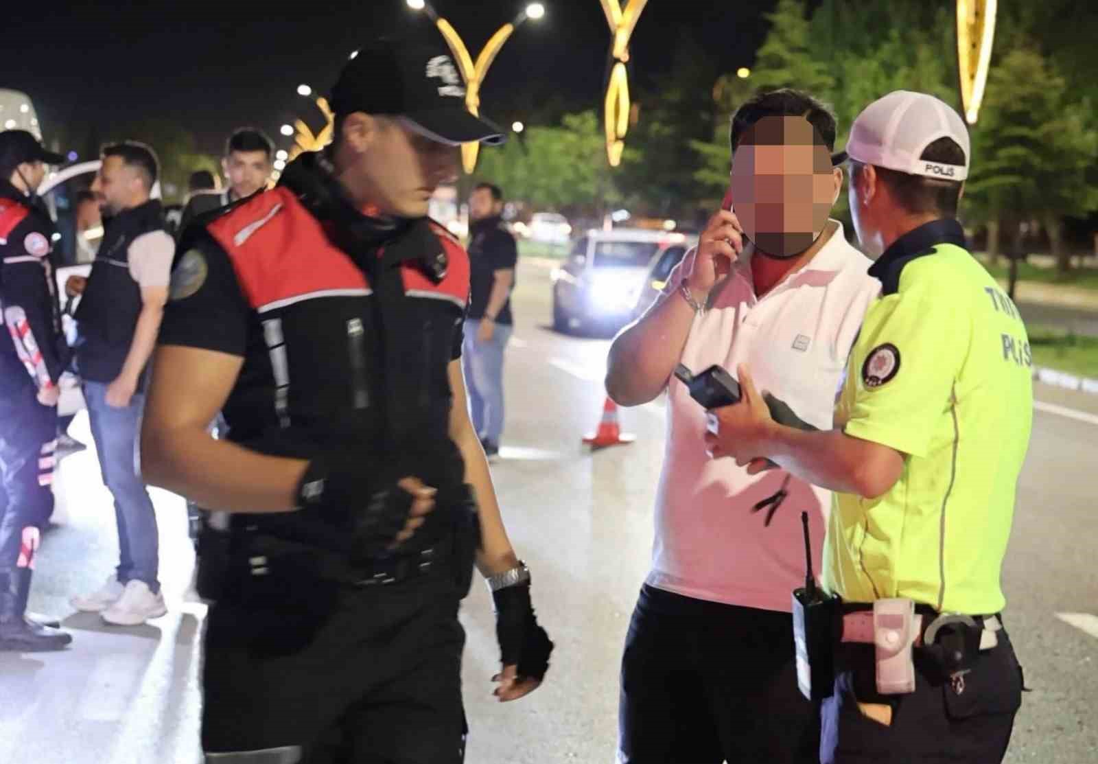 aksarayda ehliyetsiz surucuye 202 bin lira ceza 2 6DAwbcuj