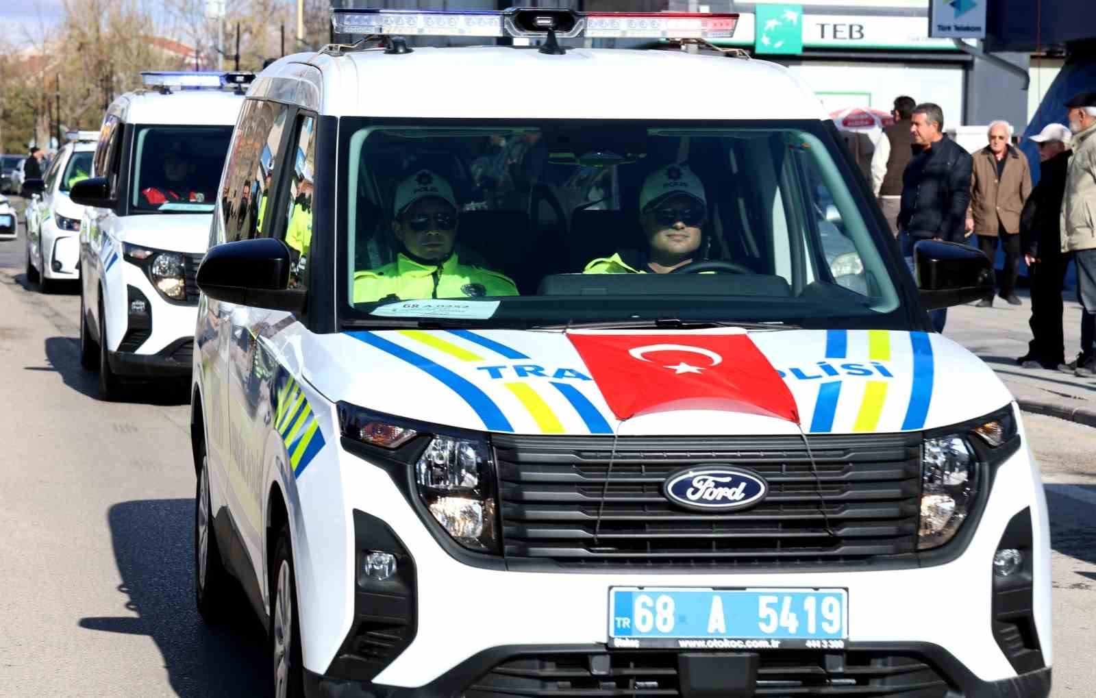 aksarayda emniyet ve jandarma arac filosuna 118 yeni arac katildi 5 ZFZEmmyy
