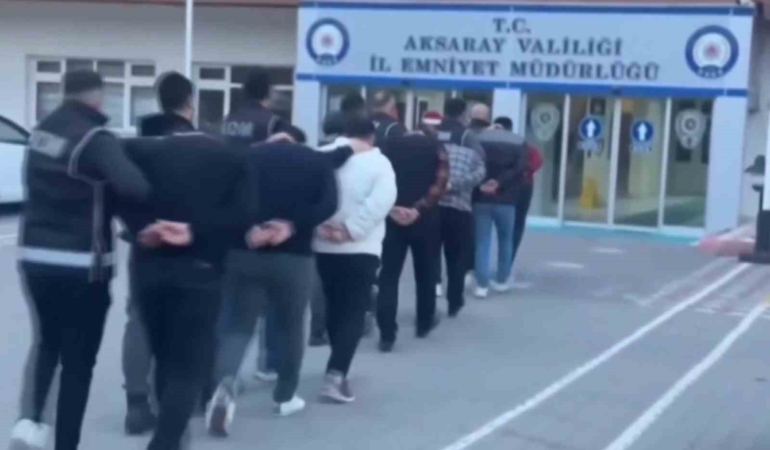 aksarayda-fetopdy-operasyonu-10-gozalti-1-tutuklama-vH7mW9Wl.jpg