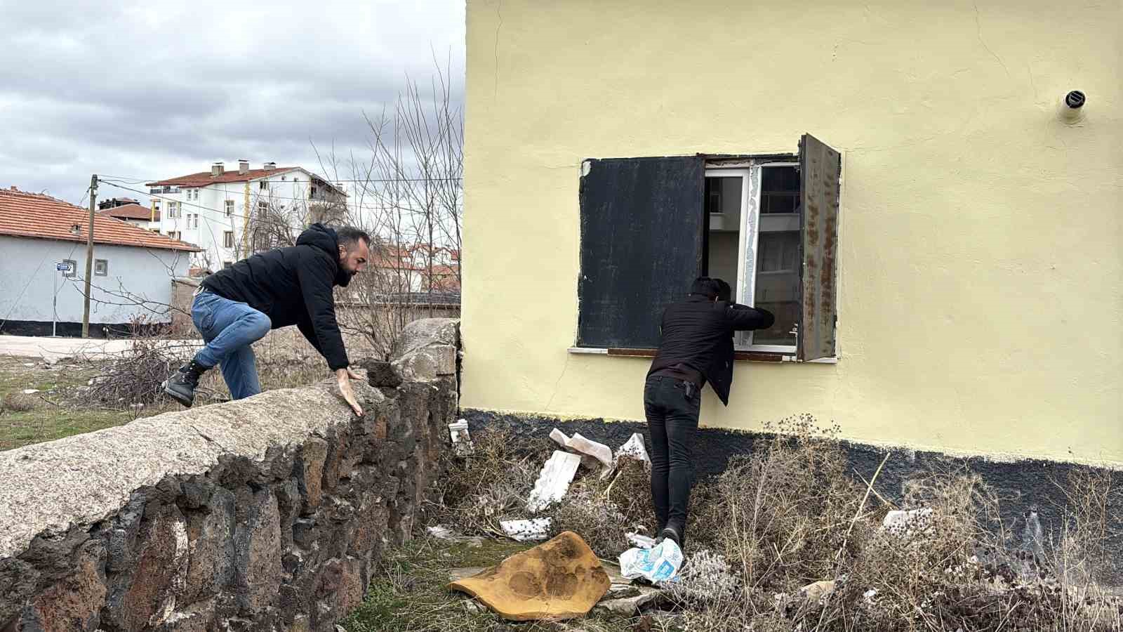 Aksaray’da hırsız ihbarı polisi alarma geçirdi 6 aksarayda hirsiz ihbari polisi alarma gecirdi 2 YFmkswGD