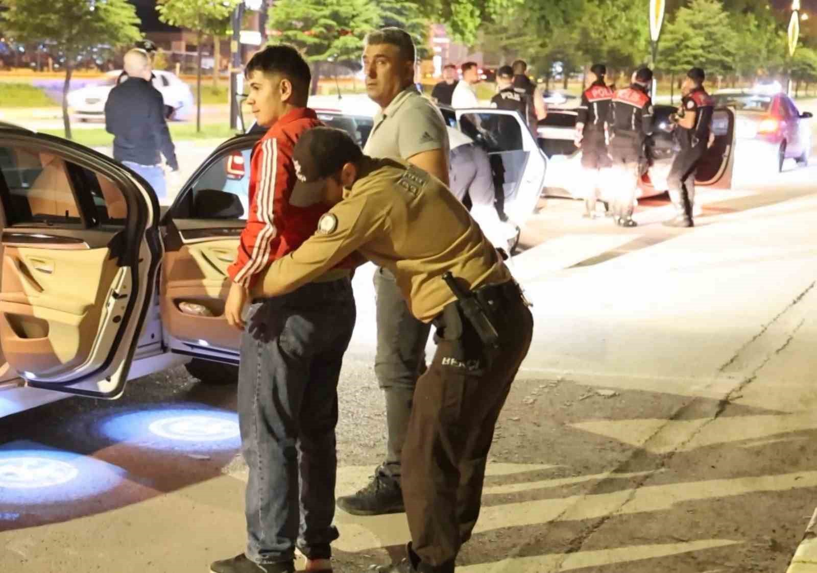 aksarayda huzurlu sokaklar uygulamasi 4 abj4d8VA