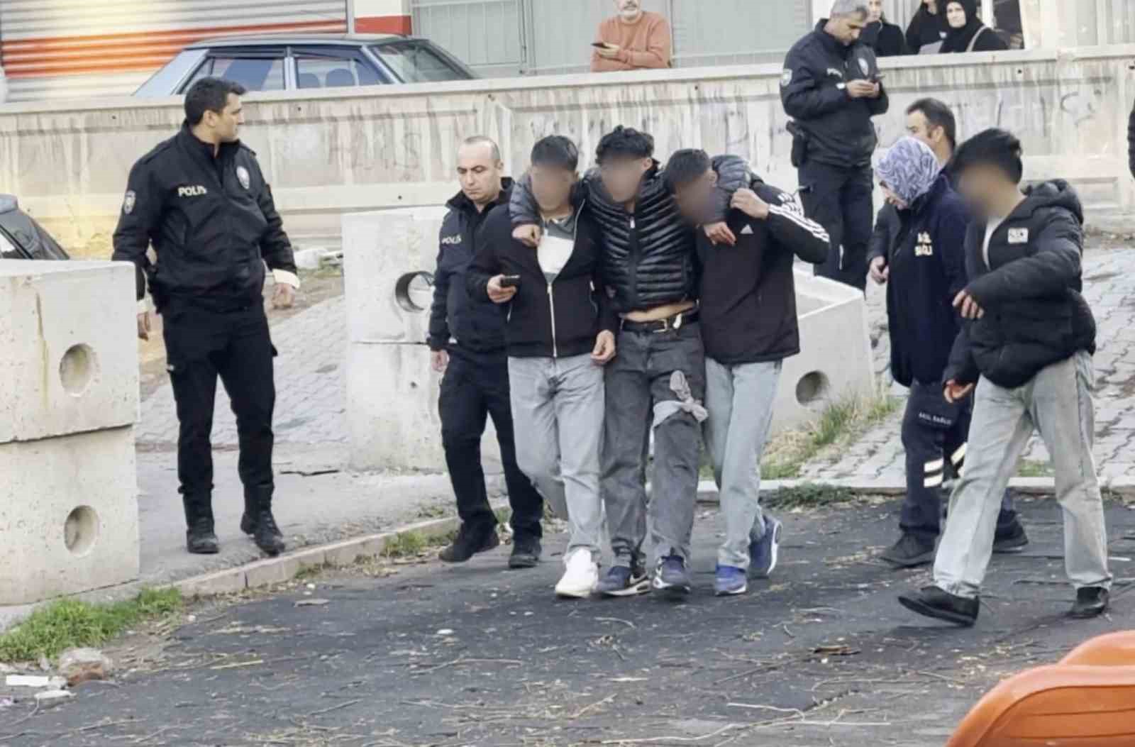 aksarayda iki gunde iki cocuk akranlari tarafindan bicaklandi 0 BJW419dm