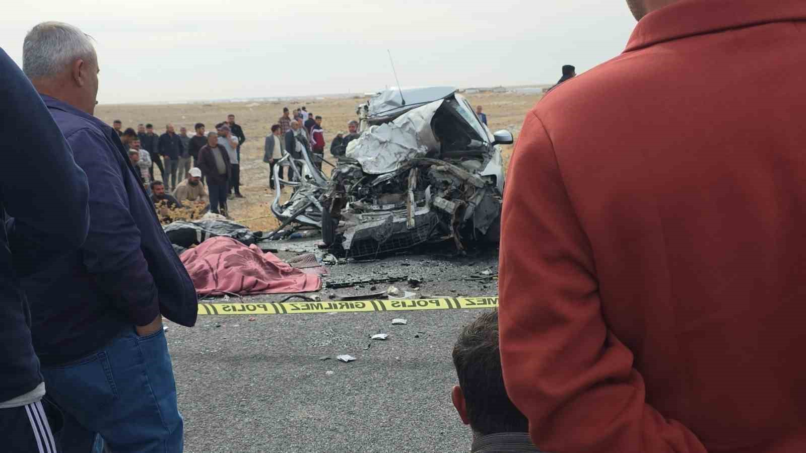 aksarayda kamyon ile otomobil carpisti 3 kardes oldu 8 mFnccs2B