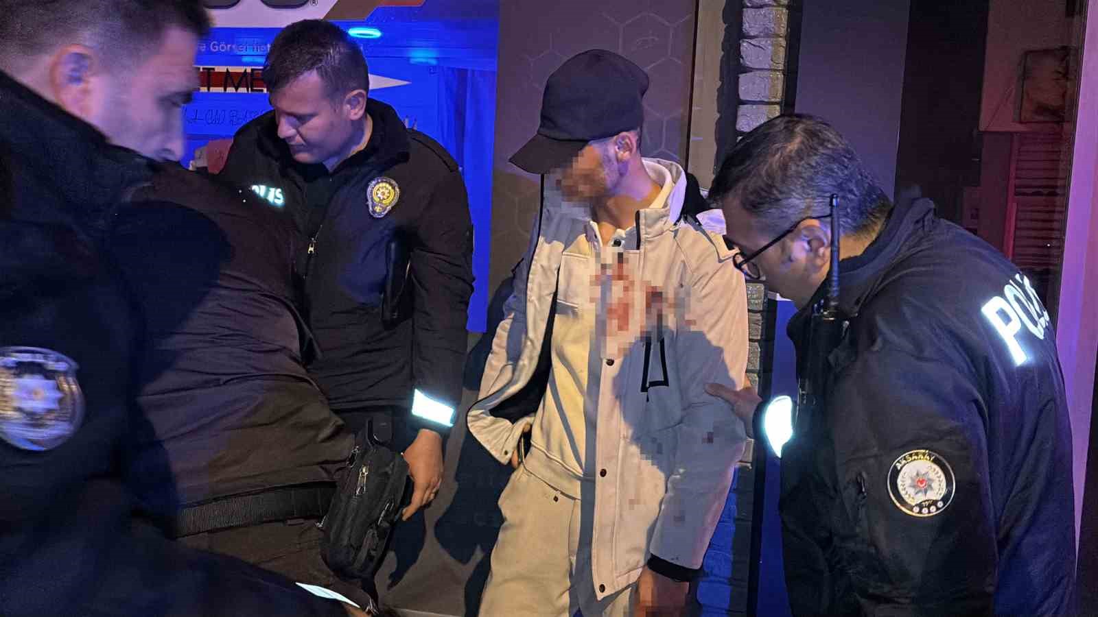 aksarayda kaybolan kopegini arayan genc 2 kisi tarafindan bicaklandi 1 nDcNPyRa