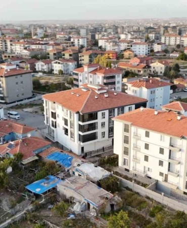 aksarayda-mahallenin-ortasindaki-ahira-tepki-XyE7PDrD.jpg