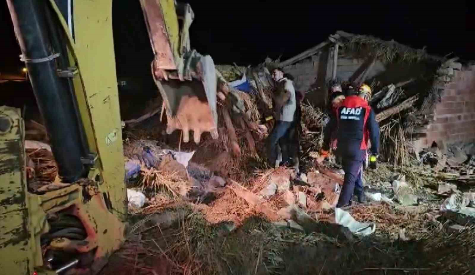 aksarayda mandira coktu cok sayida hayvan telef oldu 2 JGWegaRb