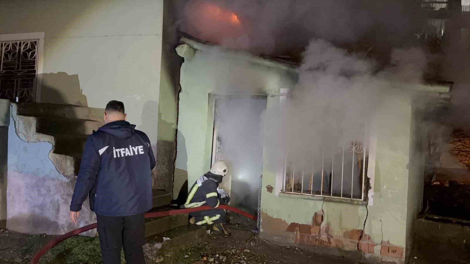 aksarayda mustakil ev alev alev yandi 3 eJFnezmd